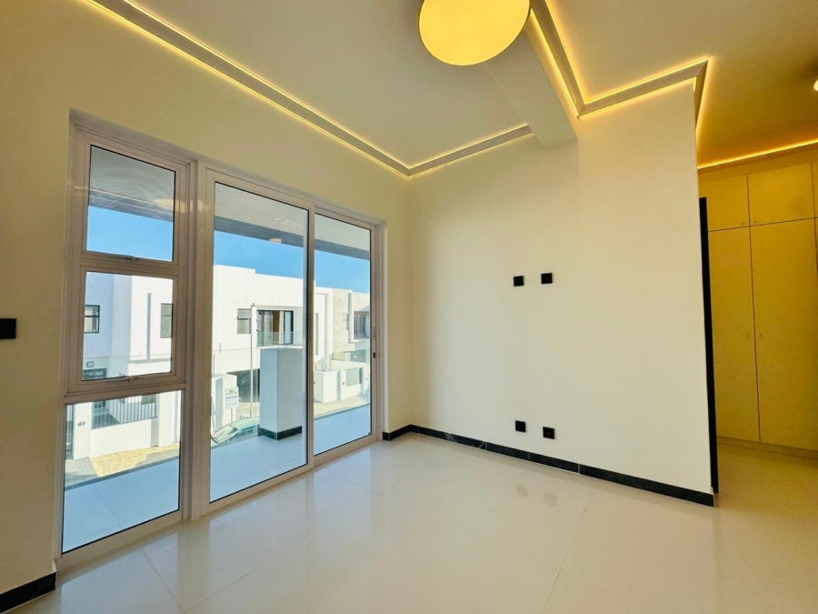 4 Bedroom Property for Sale in Sandown Western Cape